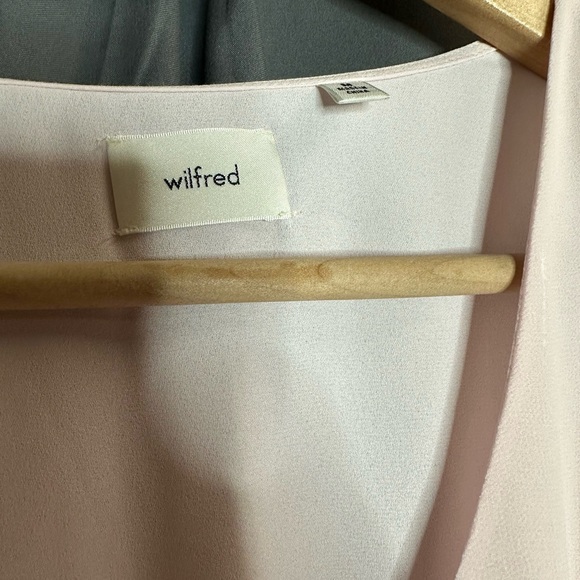 Aritizia Light Pink Smocked Blouse - Picture 2 of 4